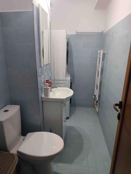 Apartament cu 4 camere decomandat în Dorobanți 1