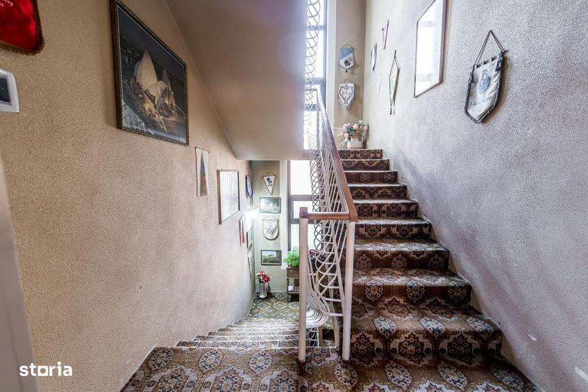 Casă cu Teren 519 Mp în Șagului