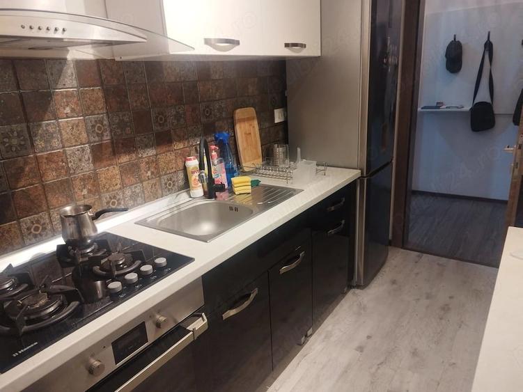 Apartament cu 2 camere decomandat în Berceni