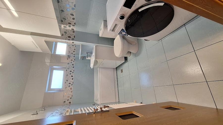 Apartament cu 4 camere decomandat în Complex Studențesc