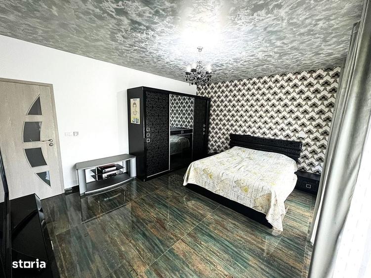 Casă cu 4 camere în Bucium