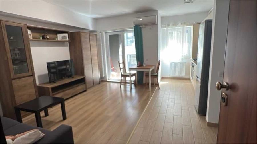 Apartament cu 2 camere semidecomandat în Dristor