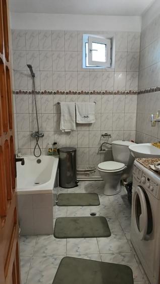Casă individuală cu 4 camere cu Teren 390 Mp în Gării