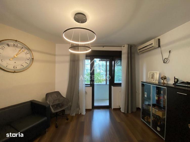 Apartament cu 4 camere decomandat în Kiseleff