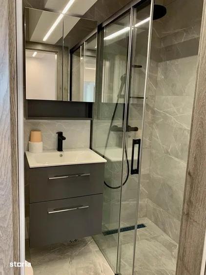 Apartament cu 4 camere, mobilat în Ultracentral