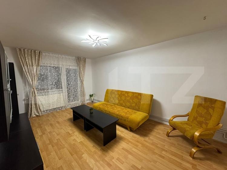 Apartament cu 3 camere decomandat, mobilat în Torontalului