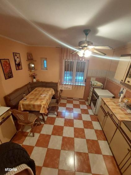 Apartament cu 3 camere decomandat în Autogară