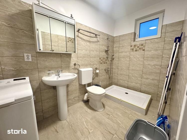 Casă cu 4 camere cu Teren 500 Mp în Corușu