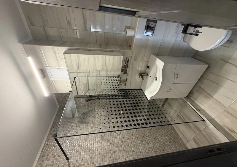 Apartament cu 2 camere decomandat, mobilat în Titan