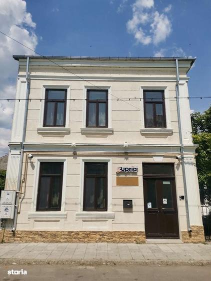 Spațiu comercial, de 258 mp, în Central