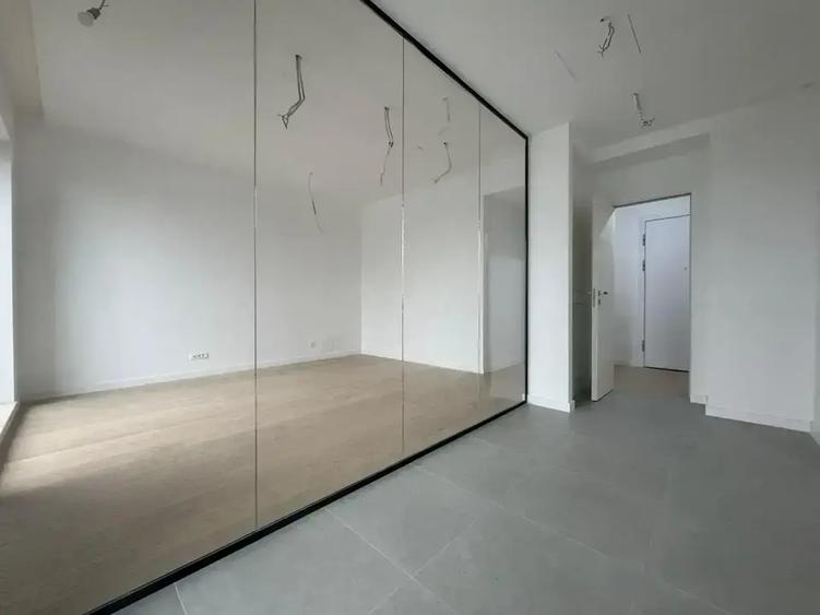 Apartament cu 2 camere decomandat în Aviației