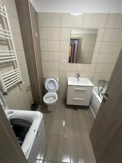 Apartament cu 2 camere decomandat în Drumul Taberei