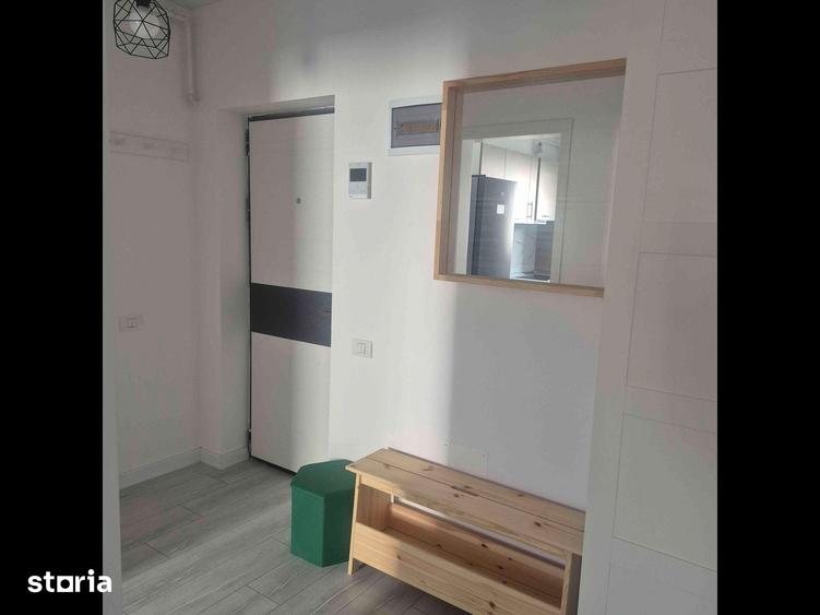 Garsonieră decomandată în Central