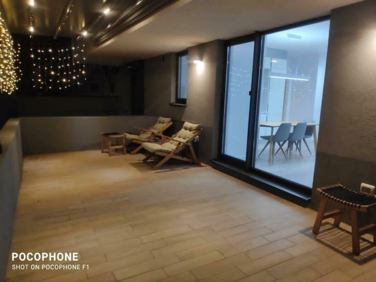 Apartament cu 3 camere decomandat, mobilat în Take Ionescu