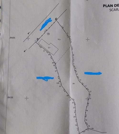 Casă individuală cu 3 camere cu Canalizare în Central