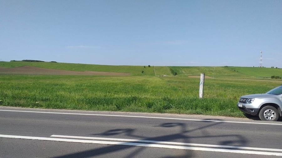 Teren Construcții extravilan de 18000 mp, în Feldioara