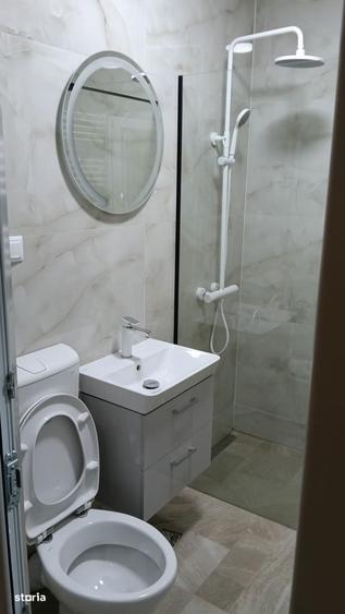 Apartament 3 camere zona centrala - 1