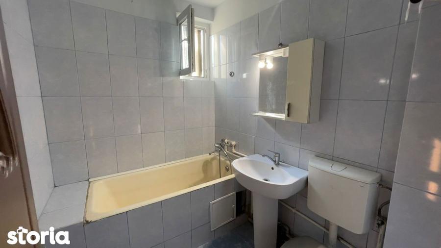 Apartament cu 2 camere, mobilat în Central