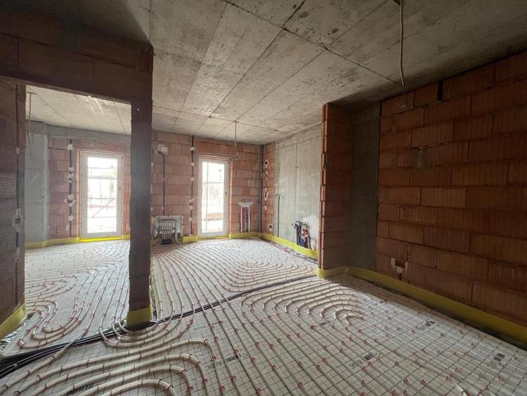 Apartament cu 2 camere decomandat în Orașul Vechi