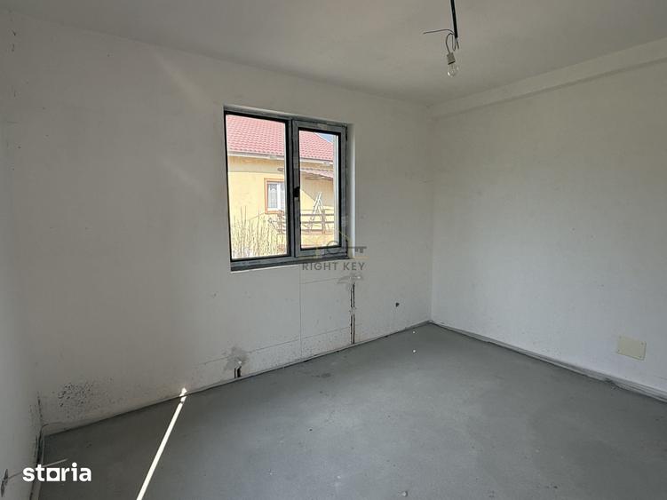 Casă cu 3 camere cu Teren 250 Mp în Dragomirești-Vale