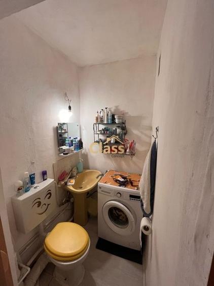 Apartament cu 3 camere decomandat, mobilat în Între Lacuri
