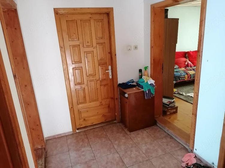 Casă cu Teren 641 Mp în Crișan