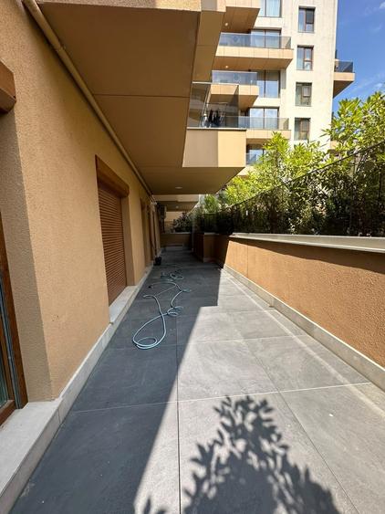 Apartament cu 4 camere decomandat, mobilat în Pipera
