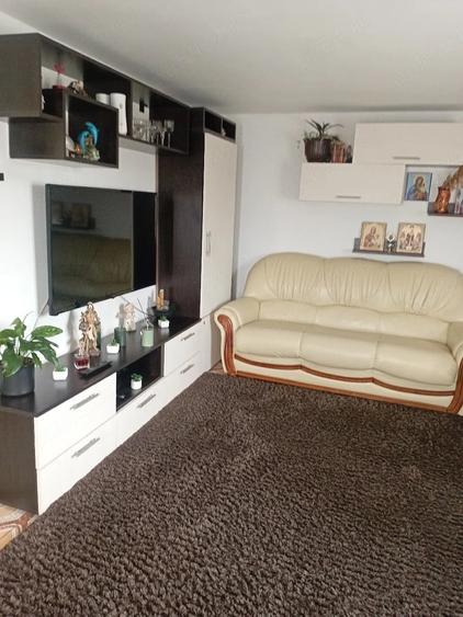 Casă cu 3 camere cu Teren 700 Mp în Tătărași