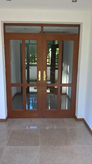 Apartament cu 3 camere decomandat, mobilat în Forestier