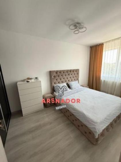 Apartament cu 2 camere, mobilat în Titan