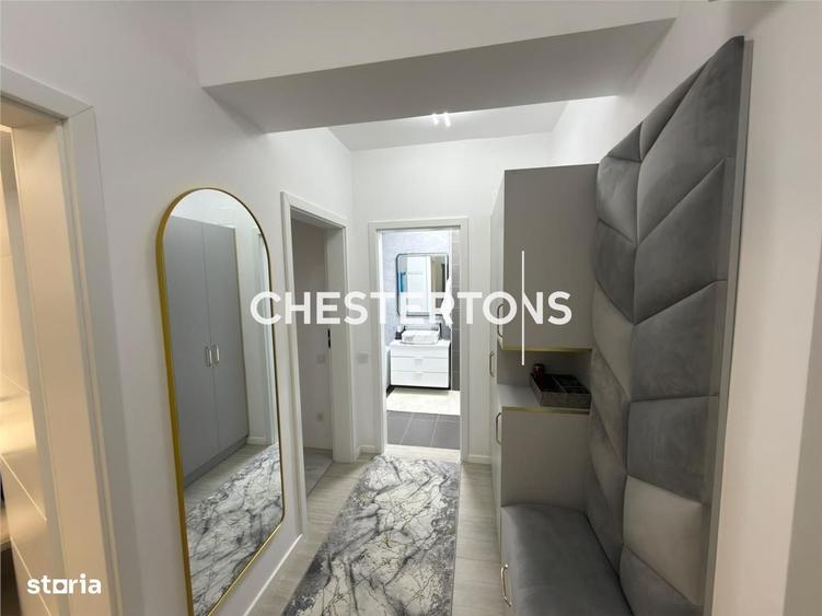 Apartament cu 3 camere semidecomandat în Central