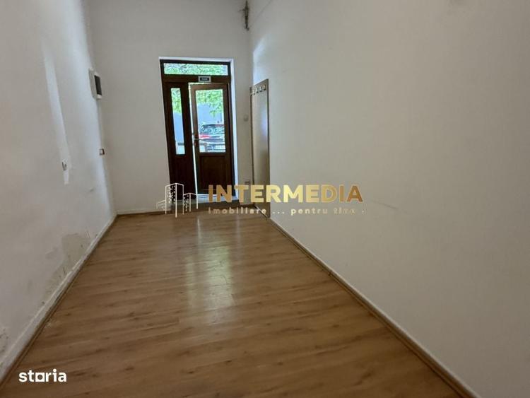 Spațiu comercial, de 18 mp, în Ultracentral