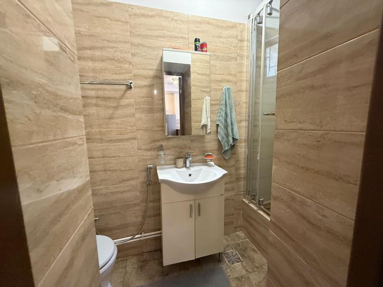 Apartament cu 2 camere, mobilat în Ultracentral