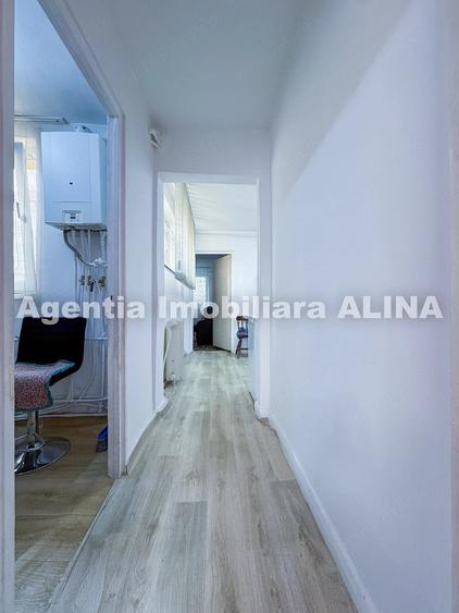 Apartament cu 2 camere decomandat în Micro 15