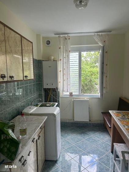 Apartament cu 2 camere în Podu Roș