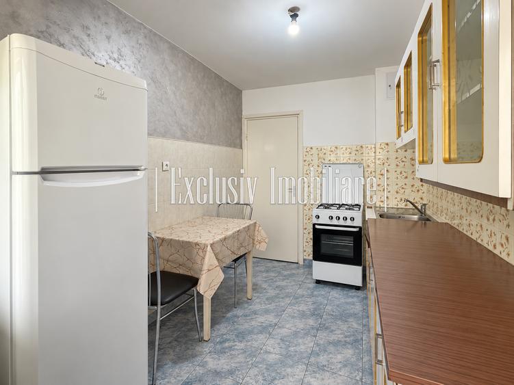 Apartament cu 2 camere decomandat în Casa de Cultură