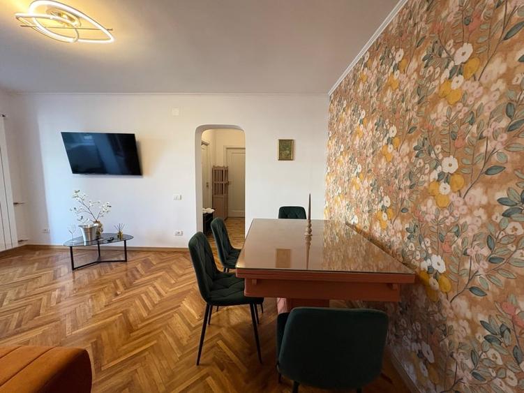 Apartament cu 3 camere decomandat, mobilat în Titan