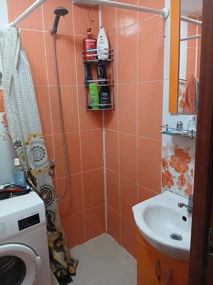 Garsonieră decomandată în Soarelui