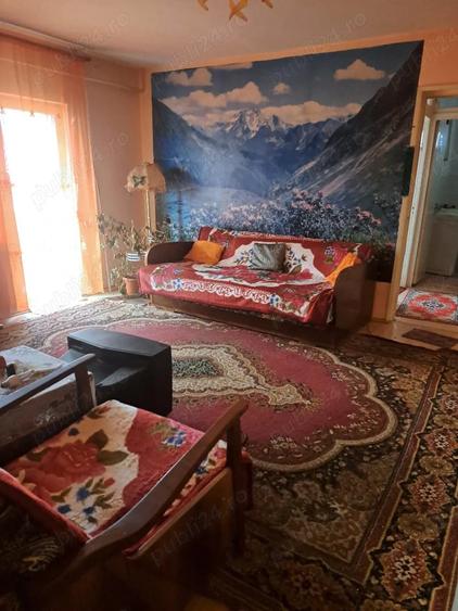 Apartament cu 2 camere semidecomandat în Micro 16