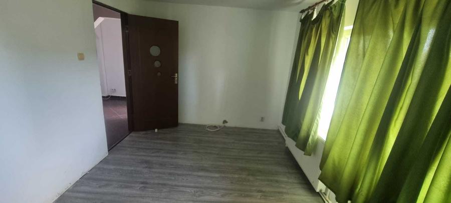Vand apartament 3 camere decomandat - 7