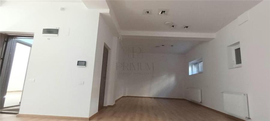 Spațiu comercial, de 70 mp, în Complex Studențesc