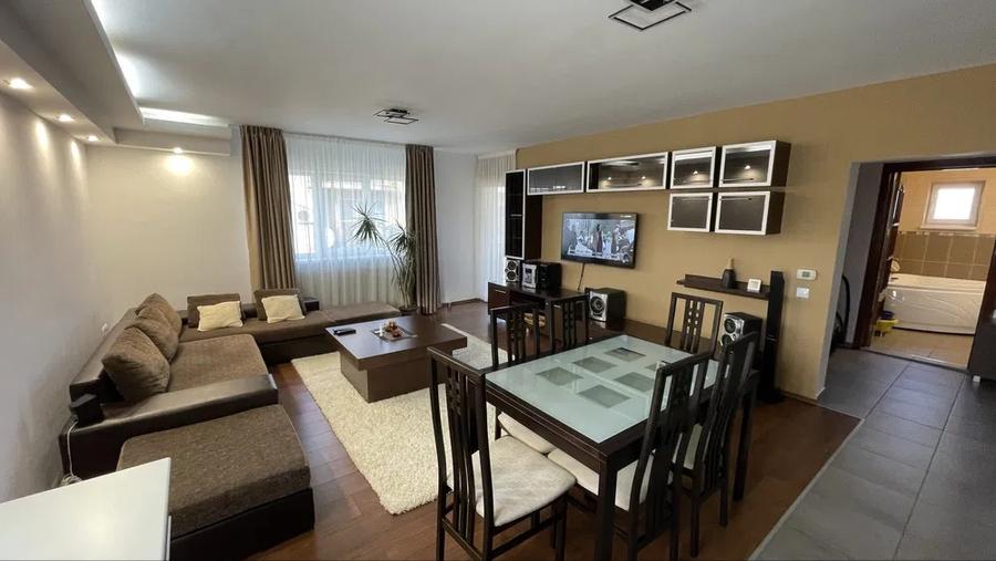 Apartament cu 2 camere semidecomandat, mobilat în Florești — fotografia 1