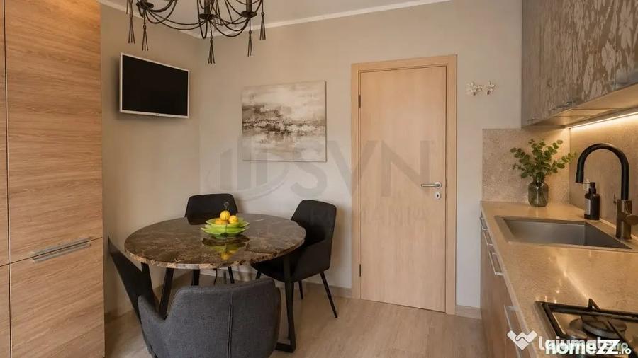 Apartament cu 4 camere decomandat în Ultracentral