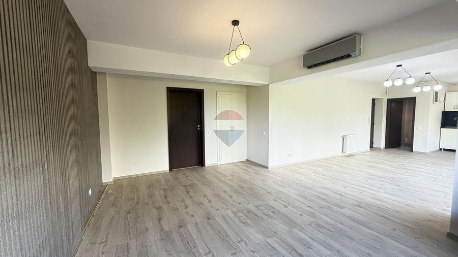 Apartament cu 2 camere, mobilat în Băneasa