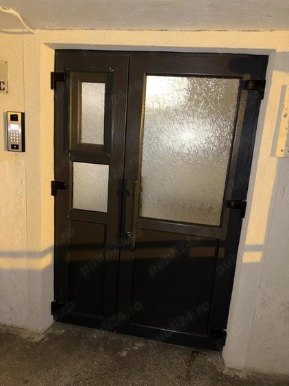 Apartament cu 2 camere nedecomandat în Central