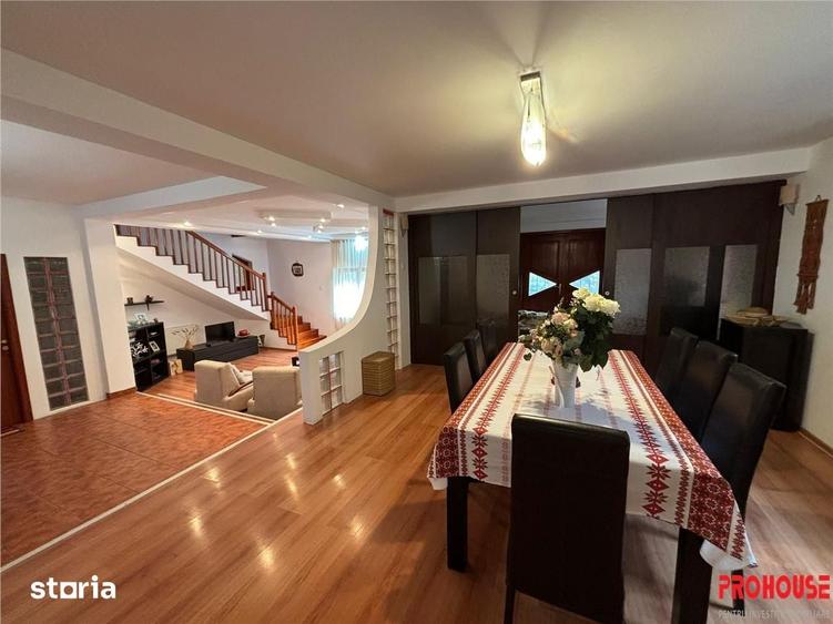 Casă cu 6 camere cu Teren 1100 Mp în Măgura