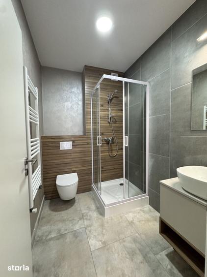 Apartament cu 3 camere în Tractorul