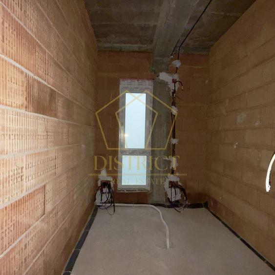 Duplex cu 4 camere cu Canalizare în Dumbrăvița