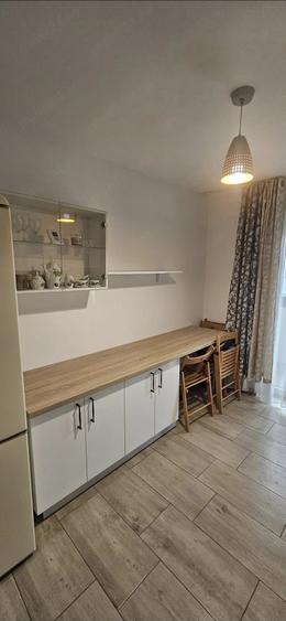 Apartament cu 2 camere decomandat în Florești