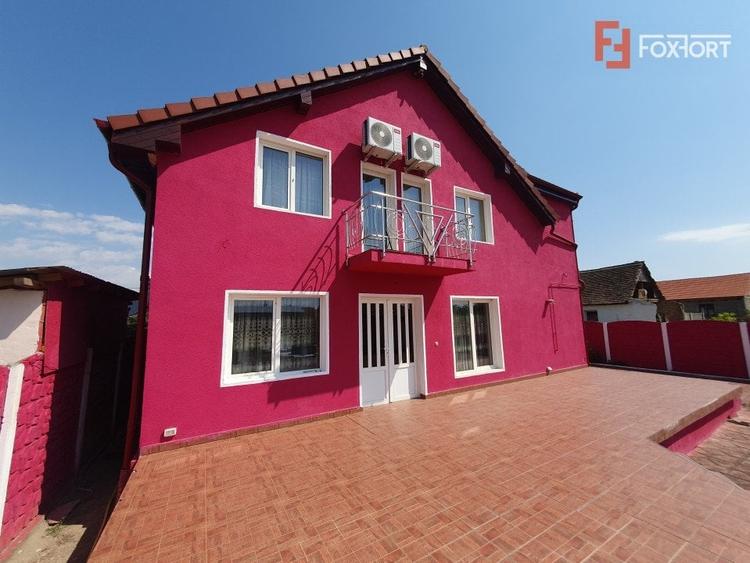 Casă individuală cu 5 camere cu Garaj în Denta